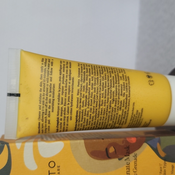 APTO Skincare Pomegranate Mask - Picture 5 of 10